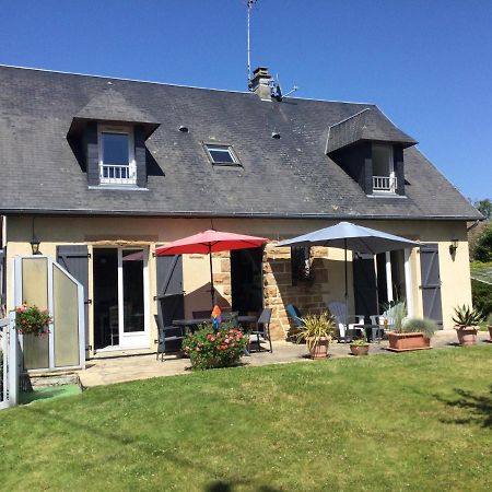 Coup De Coeur Assure ! Calm Comme A La Maison ! Maison Spacieuse Avec Grande Terrasse Pour 2 A 5 Personnes Proximite Granville Et Mer Avec Wifi Et Parking Gratuits Экстерьер фото