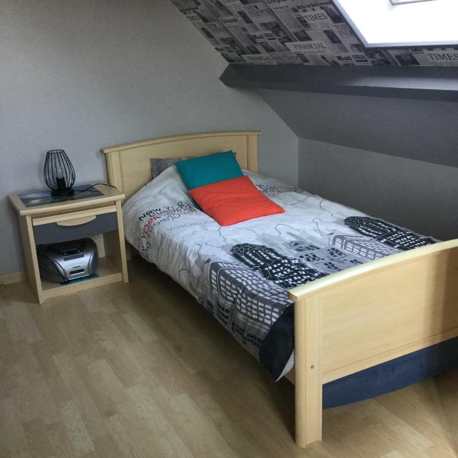 Coup De Coeur Assure ! Calm Comme A La Maison ! Maison Spacieuse Avec Grande Terrasse Pour 2 A 5 Personnes Proximite Granville Et Mer Avec Wifi Et Parking Gratuits Экстерьер фото
